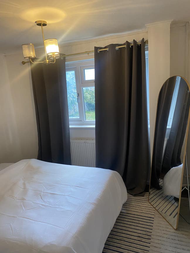 1 Double Room available in BOUGHTON   ME13 9SY Main Photo
