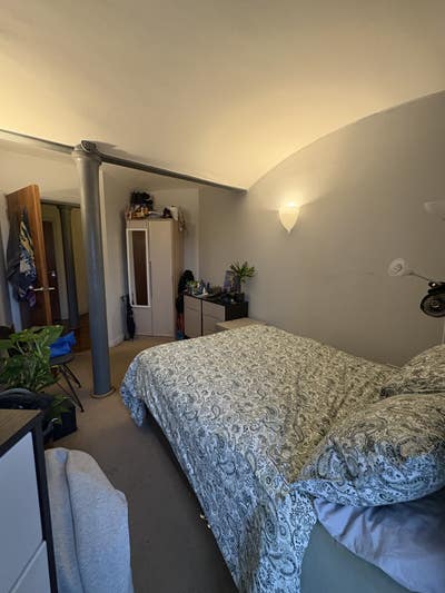 Room in a 3 bed flat in heart of ancoats Main Photo