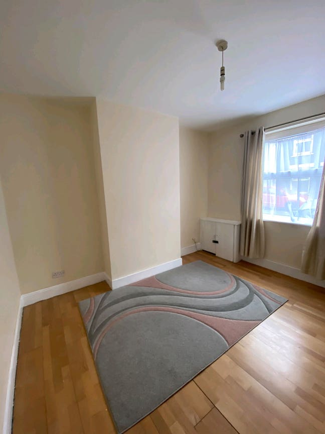 3 bedroom terrace house for rent, Luton Main Photo