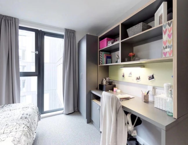 Furnished Private Studio Opposite Strathclyde Uni Main Photo