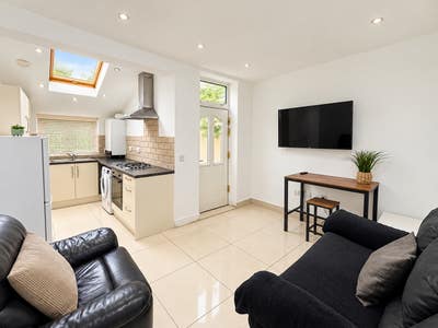 3 Bed house share &pound;125 p/w per room Pelham Street Main Photo