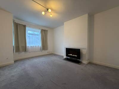 2 Bed Maisonette, Wickham Road, CR0 Main Photo