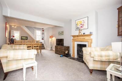 Room on a quiet street in Putney (house) Main Photo