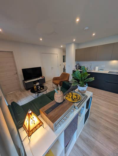 2 bed apartment in Hove central development  Main Photo