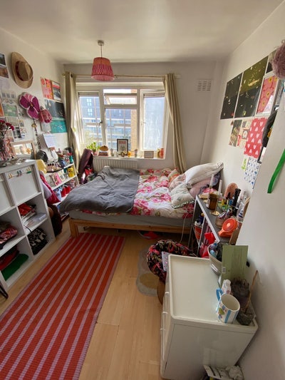 Two rooms near Mile End Tube - 500 and 700  Main Photo