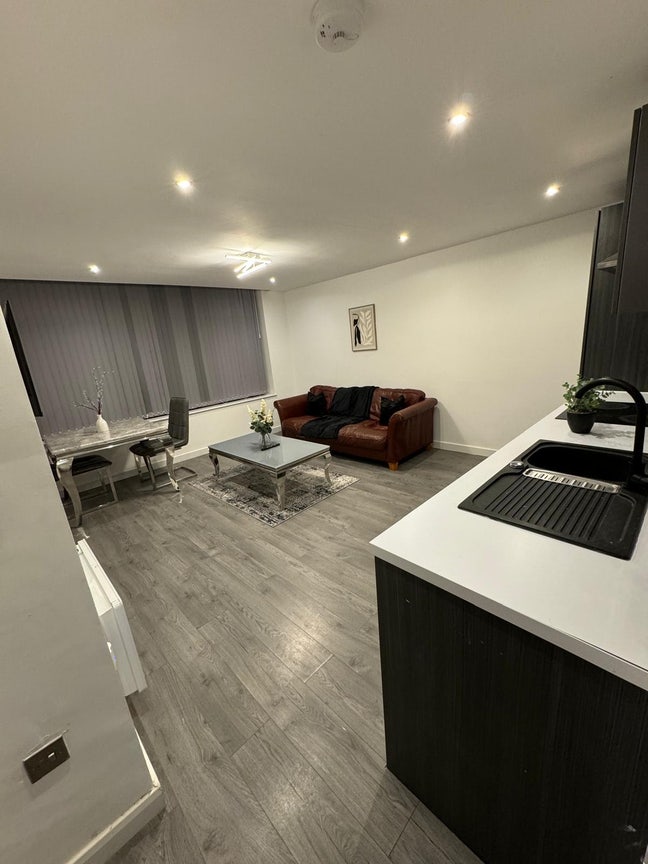 Fully Furnished 1 bedroom Flat available  Main Photo