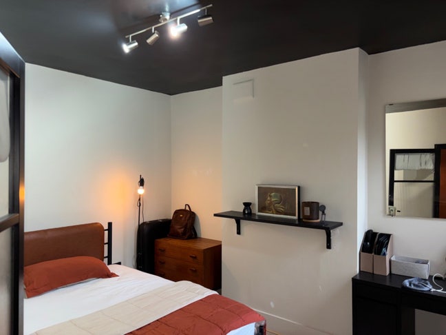 Double Room in Newly Renovated Terraced House Main Photo