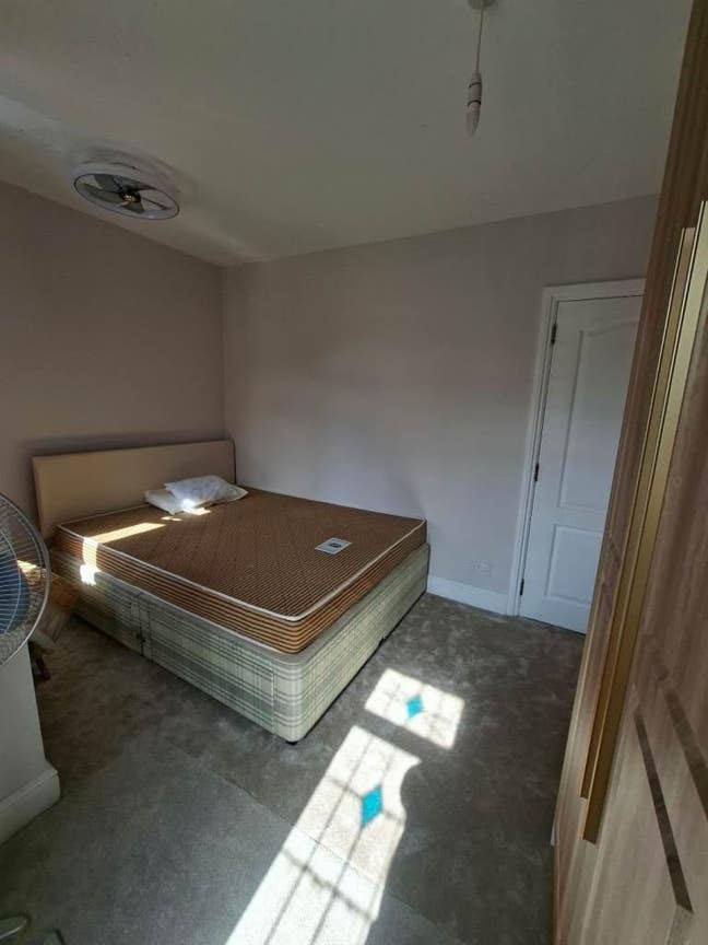 Two Rooms Available in Whetstone N20  Main Photo