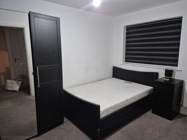 Two Furnished Rooms Available – Harrow Main Photo
