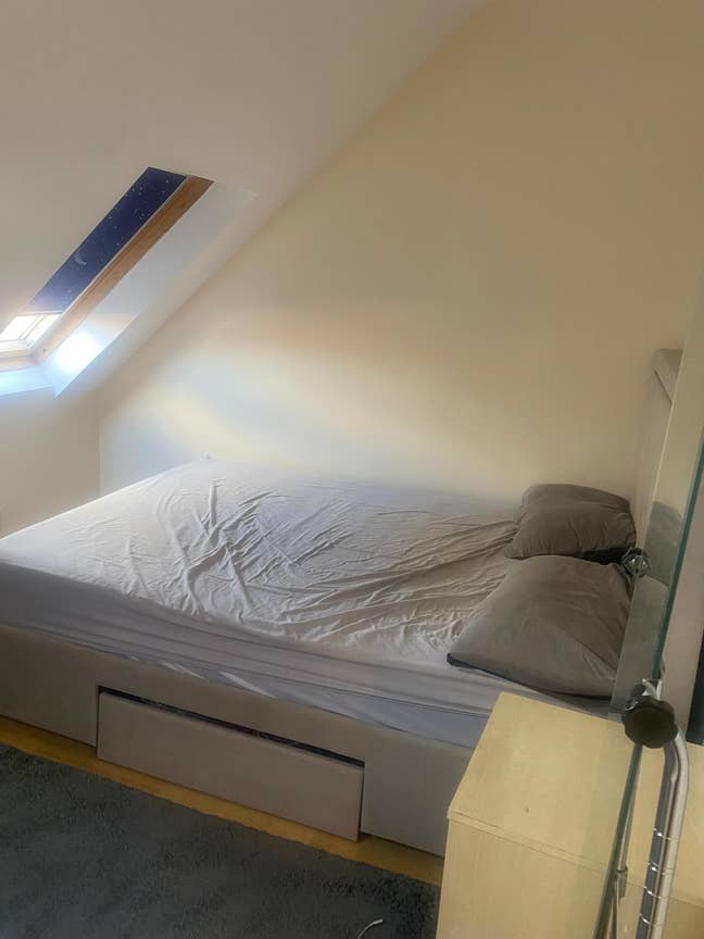 2 Rooms to Let – Sutton, SM1  Main Photo