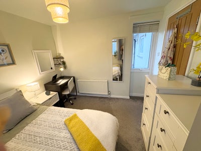 FAB ROOM in Peaceful Home*Easy access to Kemptown Main Photo