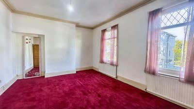 Double Room to Let – Newport, NP20 4HL Main Photo