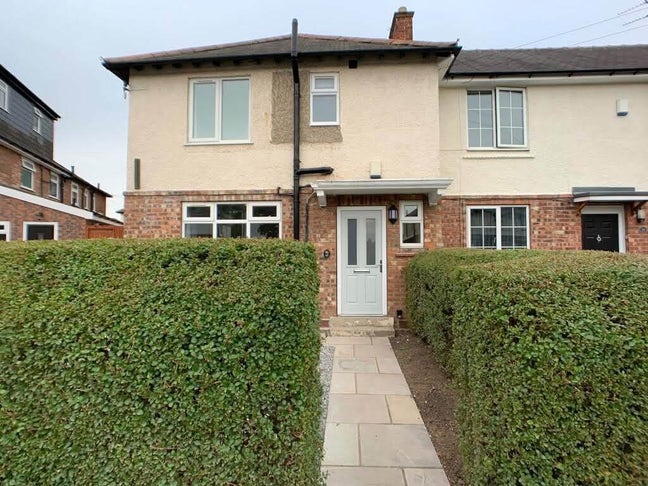 Room available in 6 person house in Heworth Main Photo