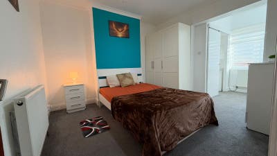 🏡✨ 1/2 Bedroom Flat to Let in Harrow Wealdstone Main Photo