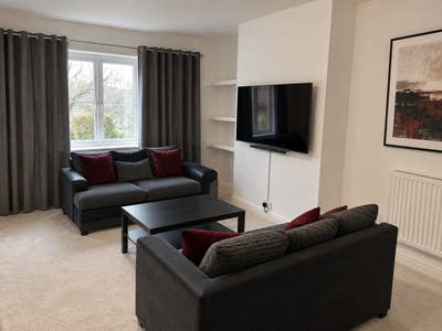 Hoxton Living | Stylish Studio by Old Street Main Photo