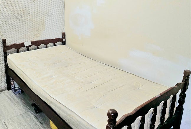 1 seat available  Main Photo