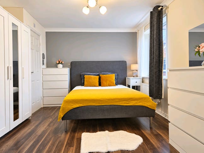 Newcastle Double rooms with En-suit/ All bills Inc Main Photo
