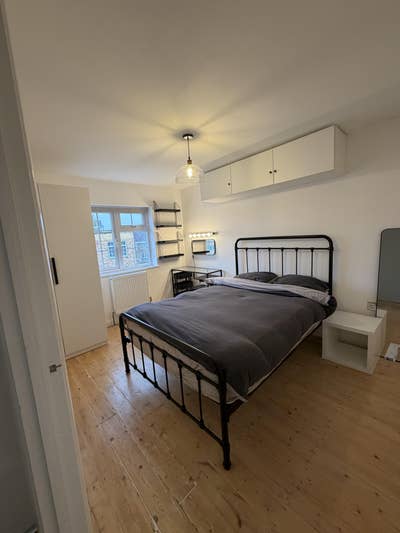 Cat lover wanted, roomy double + bills - &pound;850 Main Photo