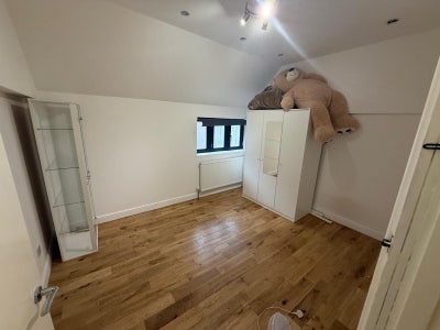 Double Room Available for rent  Main Photo