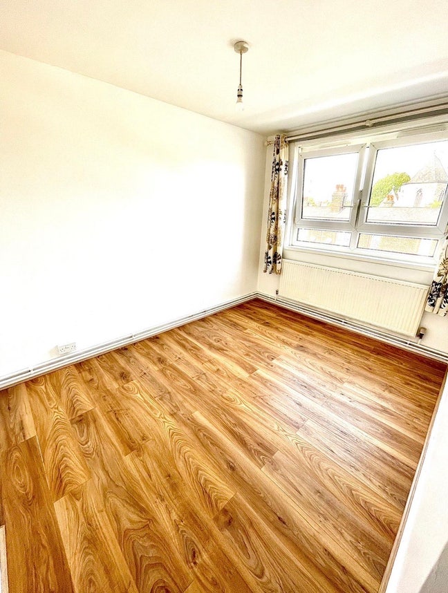Large Double Room in Heart of Brick Lane Main Photo