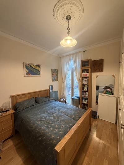 Double Room in NW10 | Garden & Conservatory Main Photo