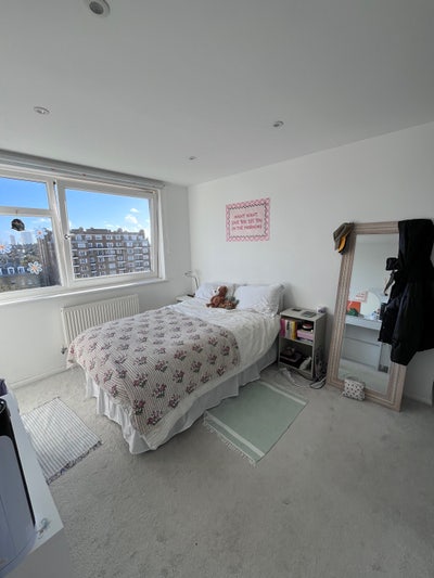 Urgent 3rd flatmate required Main Photo
