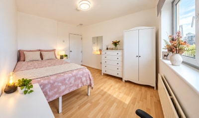 Large Double off Bethnal Green Road Main Photo