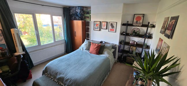 Bright and spacious garden facing double room Main Photo