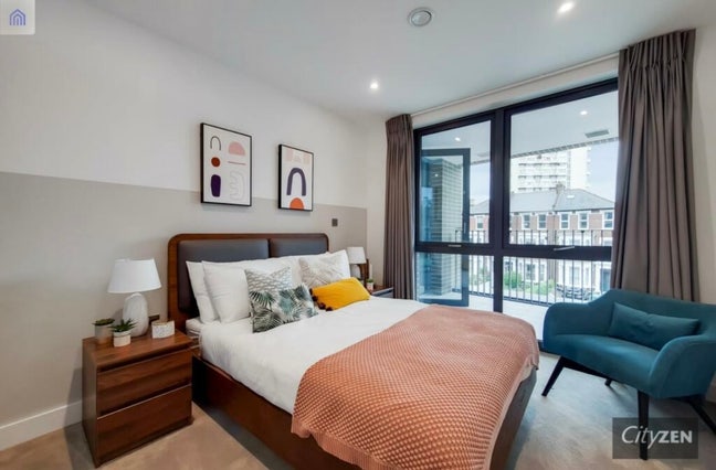 Room available 15th Nov - 3rd Jan with an unshared Main Photo