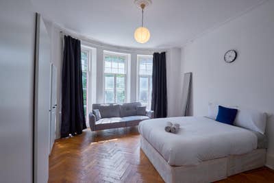 ✨ Spacious & Bright Double Rooms - Flex DEPOSIT Main Photo