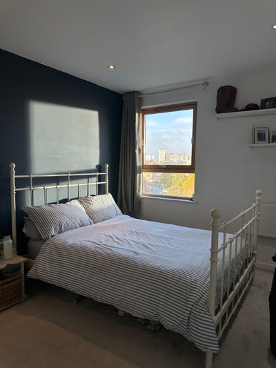 En-suite, double bedroom in 2-bed City Centre flat Main Photo