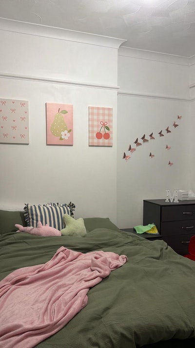 Looking for a flatmate  Main Photo