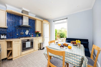 2 bed garden flat Kensal Green Zone 2 Main Photo