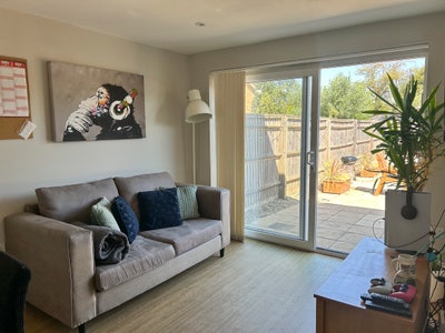 ***Bright En-Suite Double Room***  Main Photo