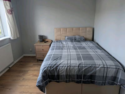 Double Furnished Room near Millbrook Shops Main Photo