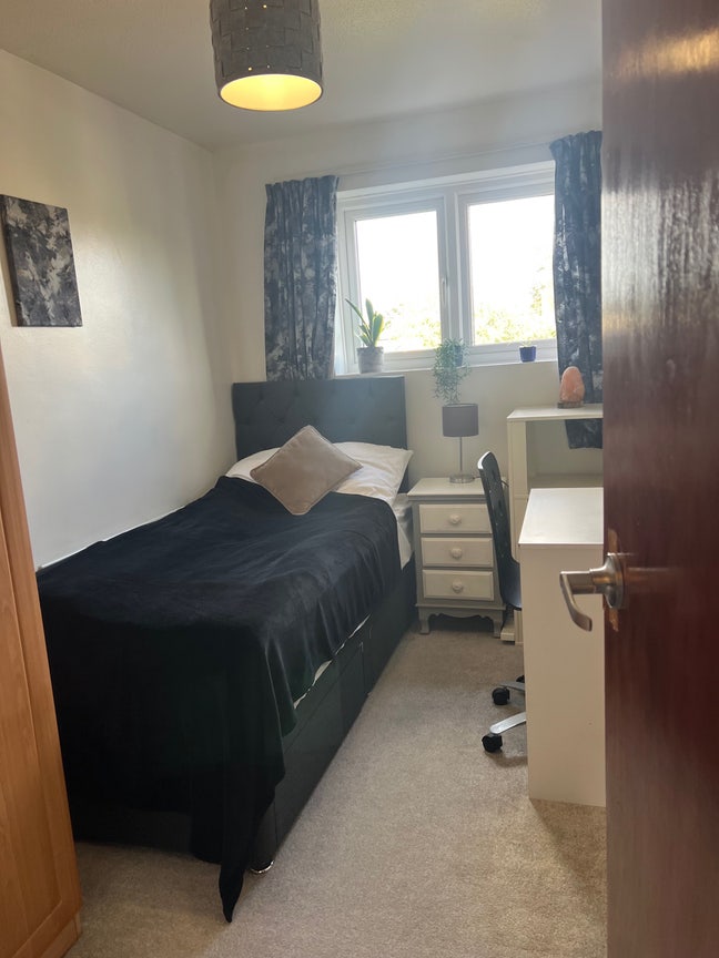 A single room available  Main Photo