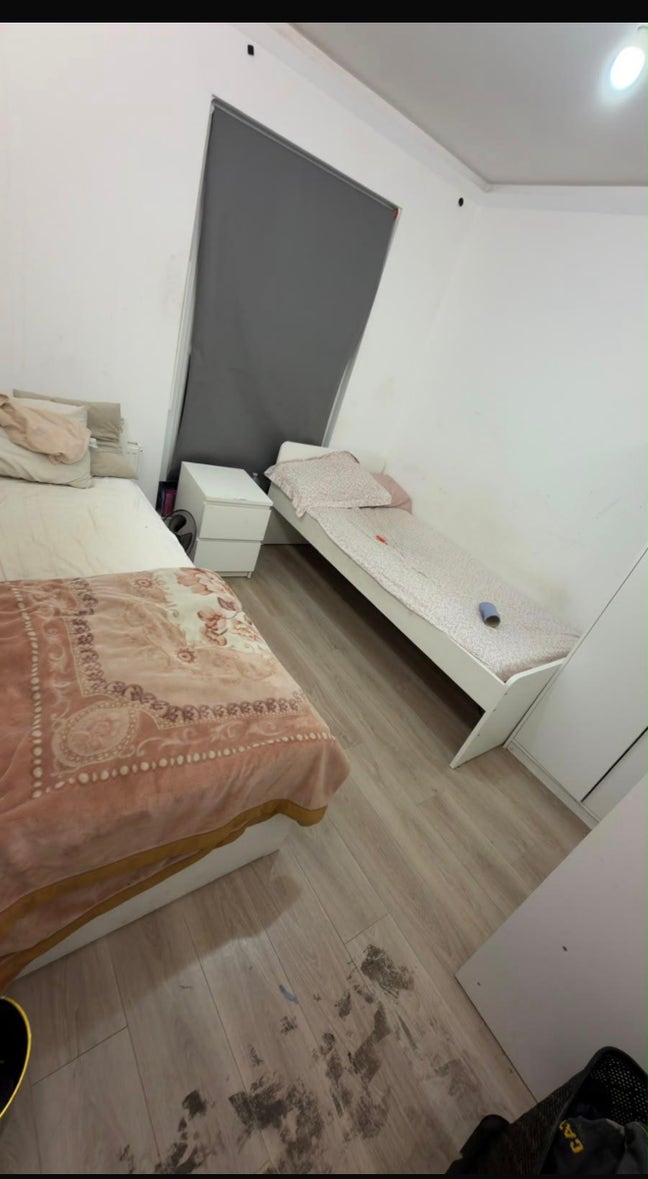 🏡 Furnished Room for 2 – All Bills & Wi-Fi Includ Main Photo