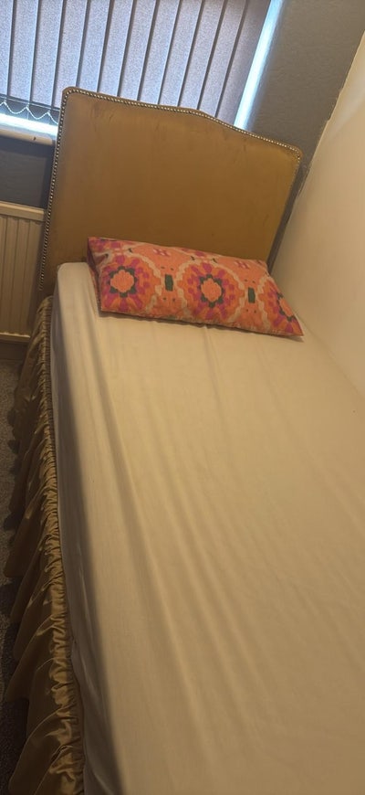 Room for Muslim ladies Main Photo