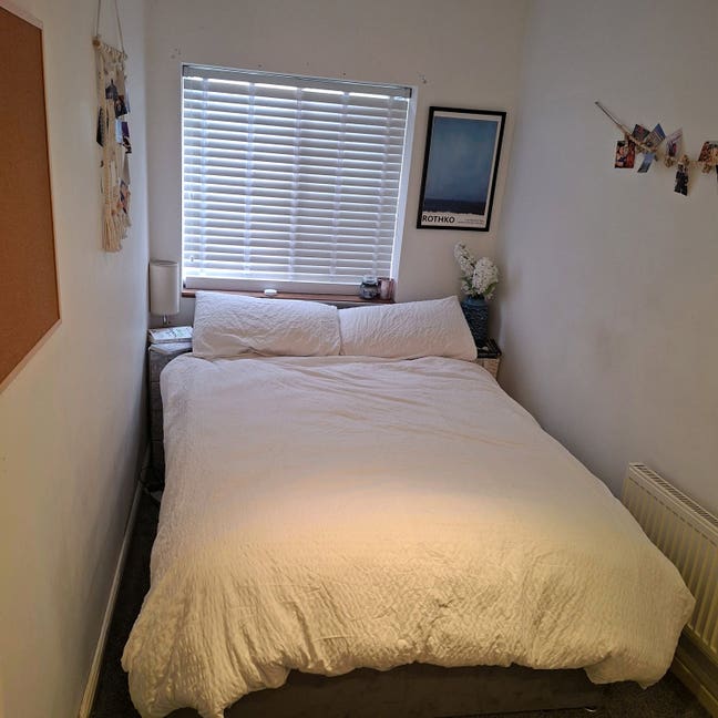 Small double room Hayes  Main Photo