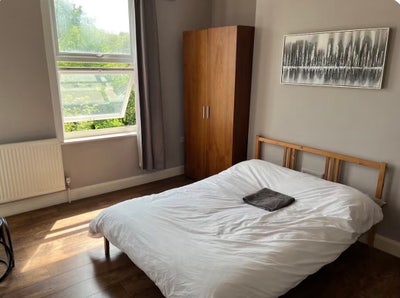 Beautiful double room by Finsbury Park Main Photo