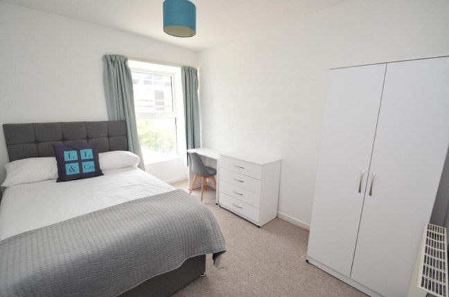 Room available for a student in Falmouth! Main Photo
