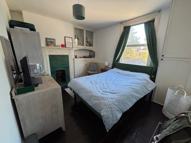 Double room in friendly Kensal Rise house Main Photo