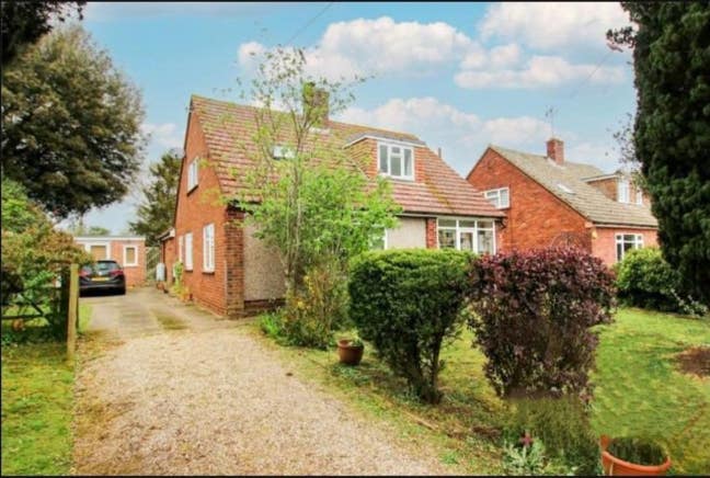 Fully Furnished Double Rooms in Sought-After Area Main Photo
