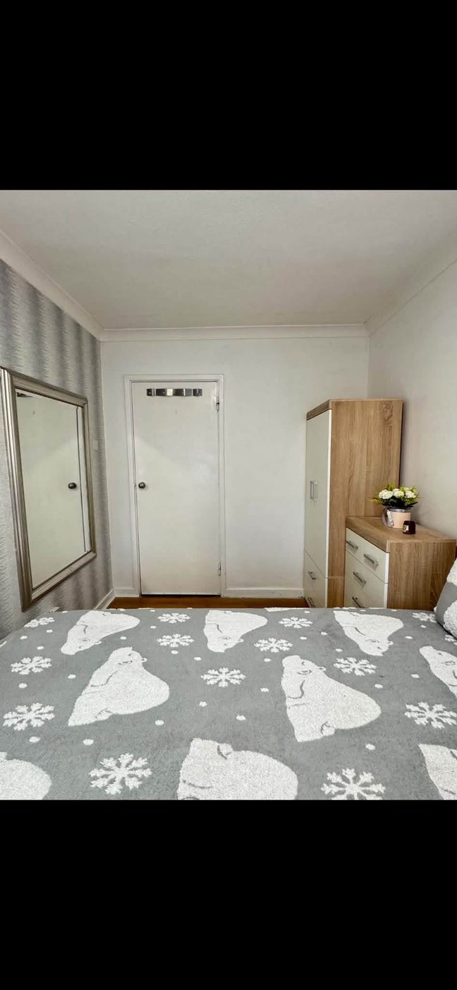 Double Room Shepherd’s Bush Main Photo