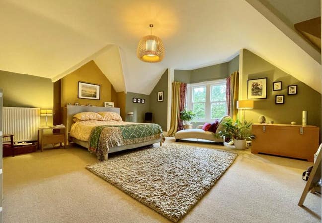 Lovely peaceful 3 bed flat near Meyrick Park Main Photo