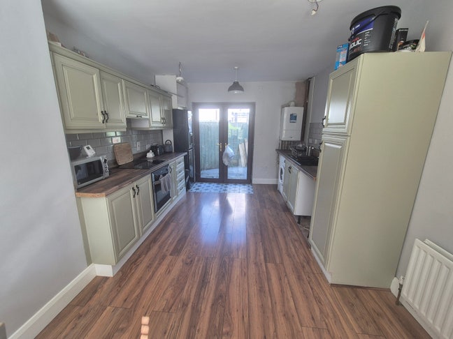 Large double room  Main Photo