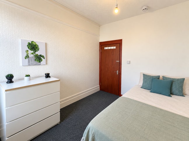 Cheap Single Room|NW10| 5 Min to the Bakerloo Line Main Photo