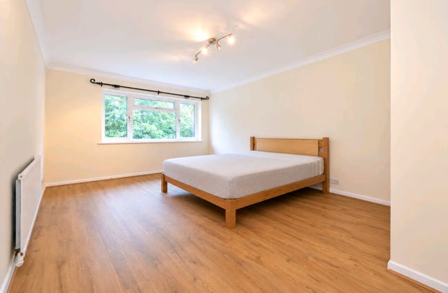 Double room to rent Main Photo