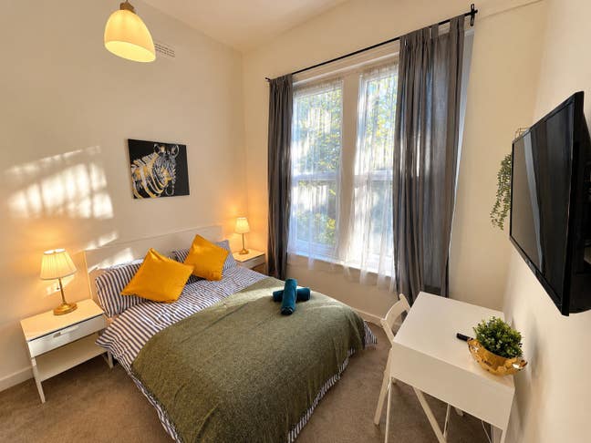 Private En-Suite Near West Hampstead | &pound;1,200  Main Photo