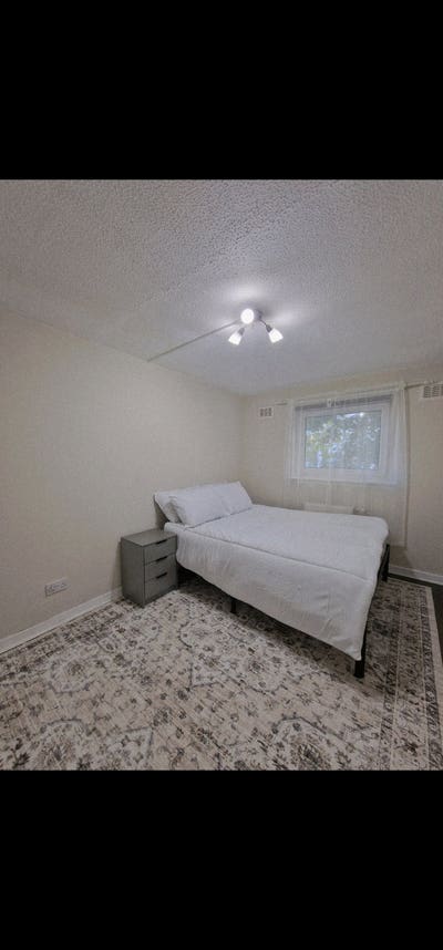  Newly Renovated Room in Dennistoun –All Bills Inc Main Photo